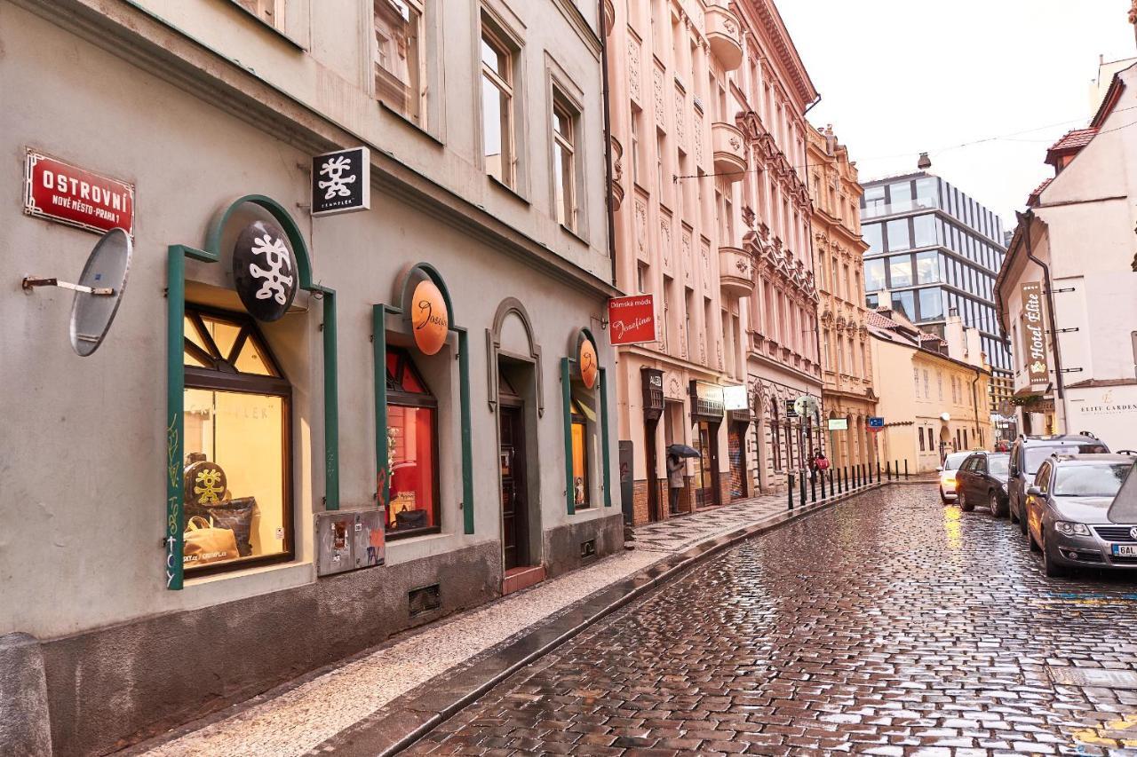 Old Town Square Royal Apartament *